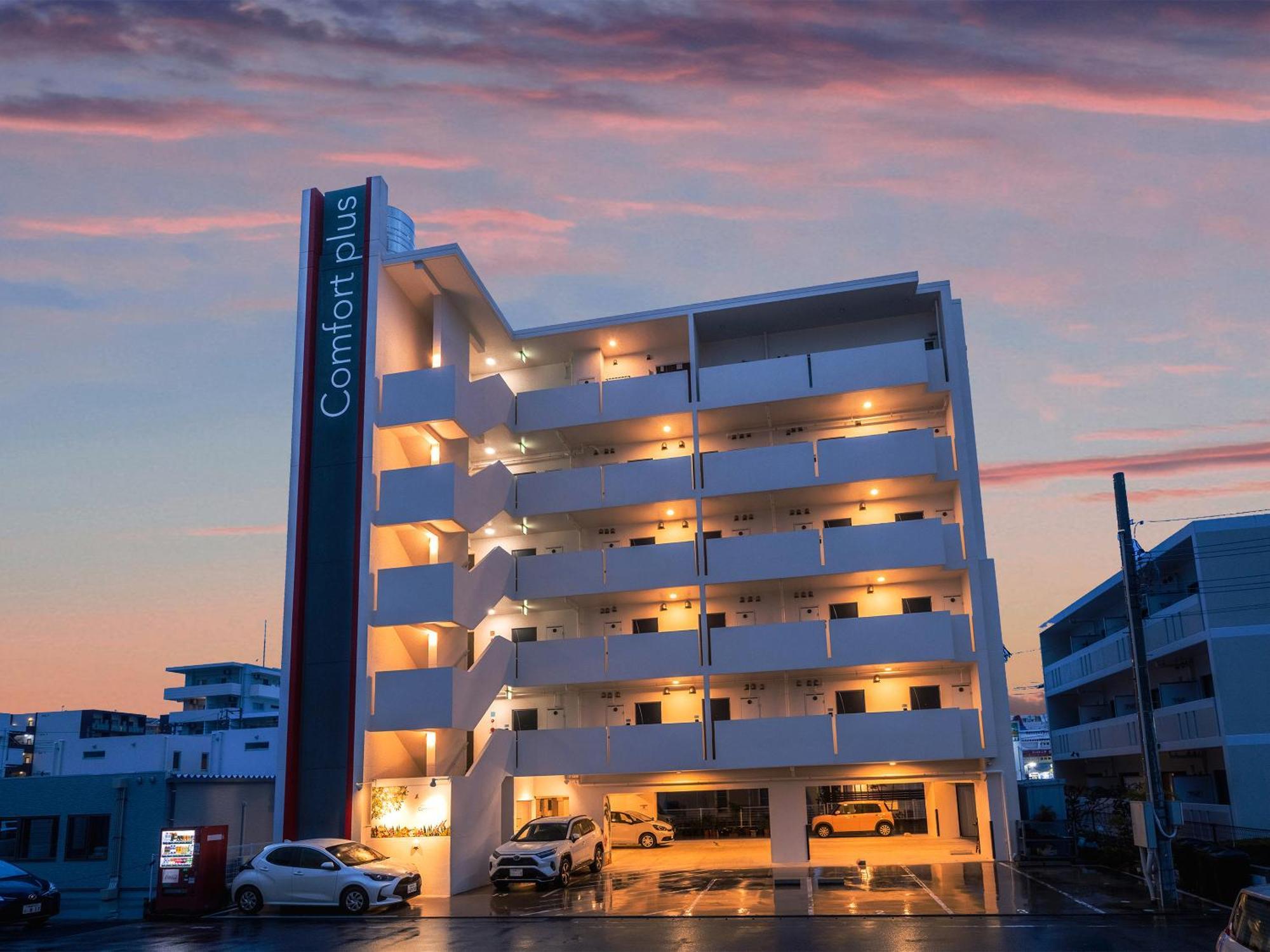 Comfort Plus Chatan Exterior photo